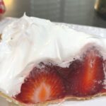 reduced-sugar fresh strawberry pie