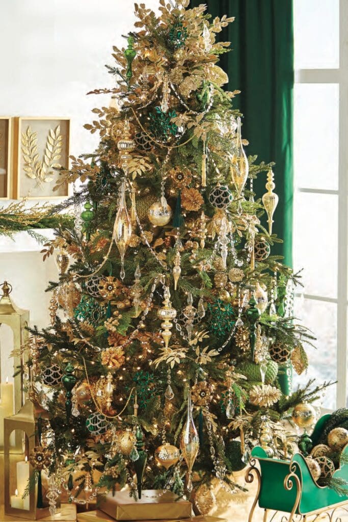 evergreen and gold tree, elegant, opulent dazzling emerald green and gold ornaments