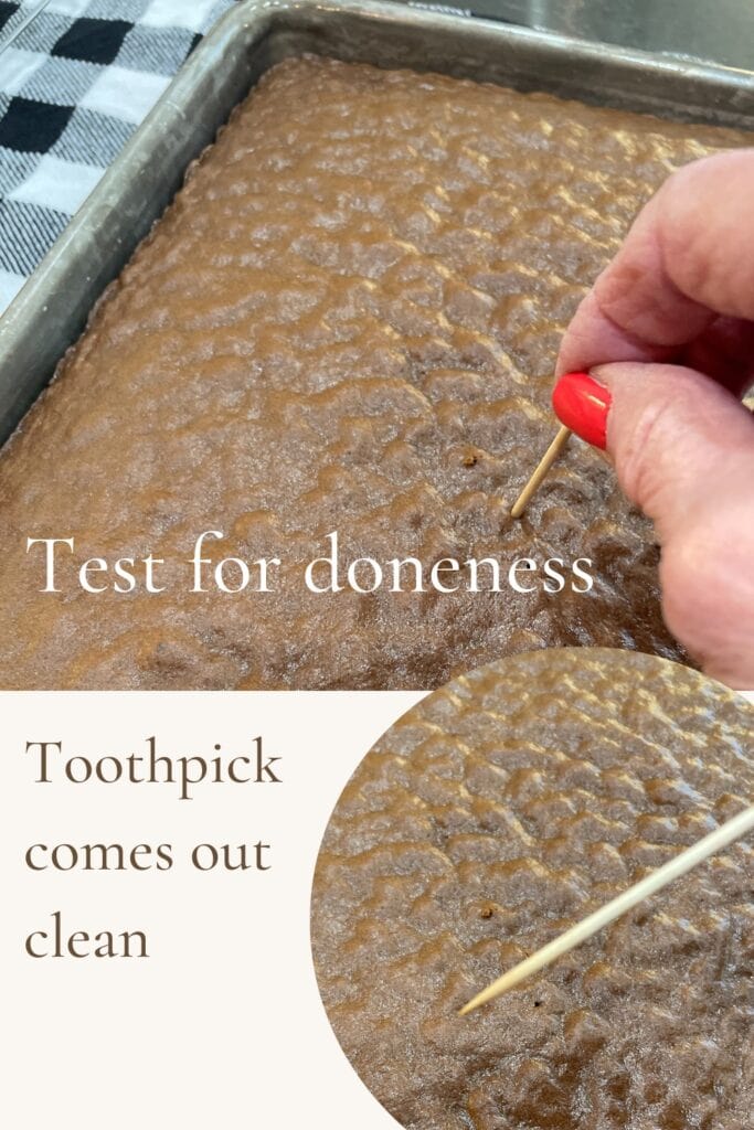 test for doneness of cake with toothpick