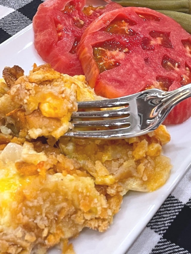 squash casserole with ritz cracker topping