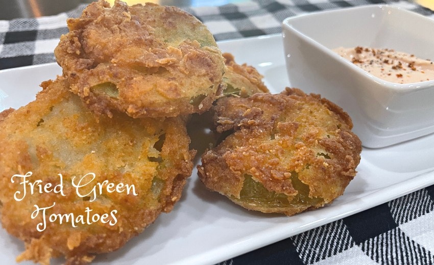 Fried Green Tomatoes with Dipping Sauce