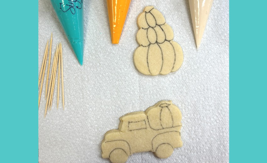 sugar cookies ready for royal icing