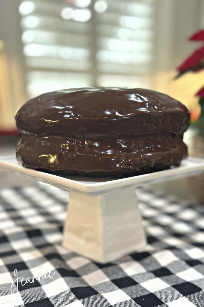 chocolate ding dong cake