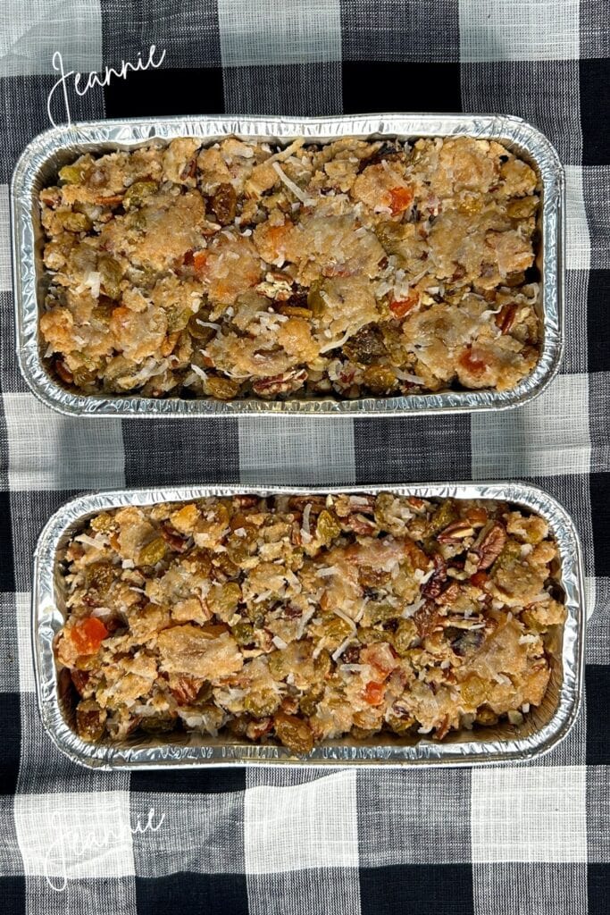 fruitcake in foil pans