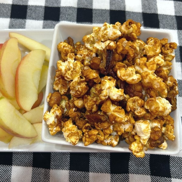 caramel corn and apple slices
