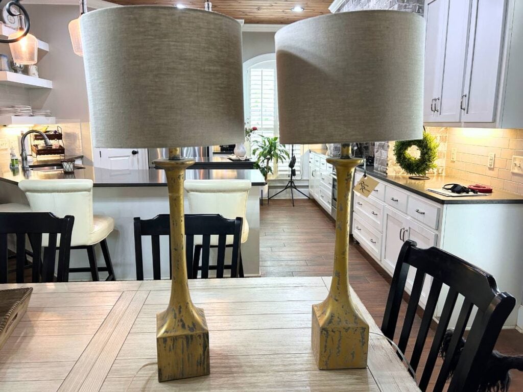 sale lamps that have cracks and now repaired