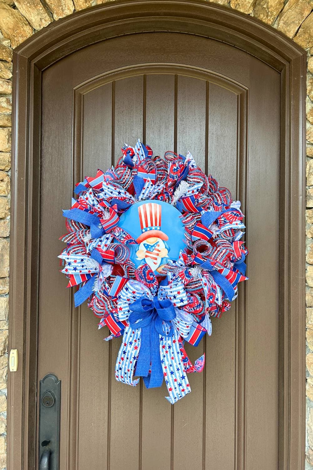 patriotic deco mesh ruffle wreath with gnome sign