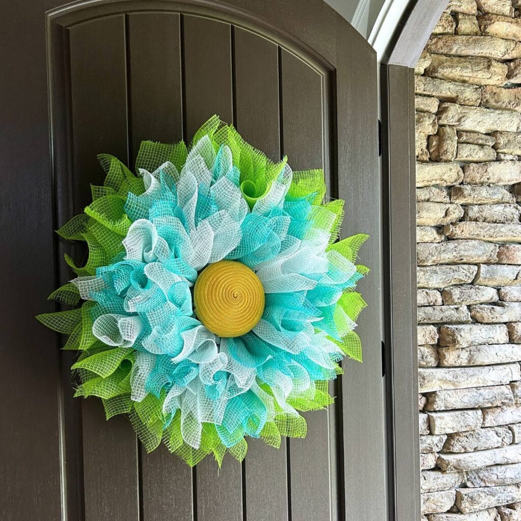 diy fabric mesh flower wreath