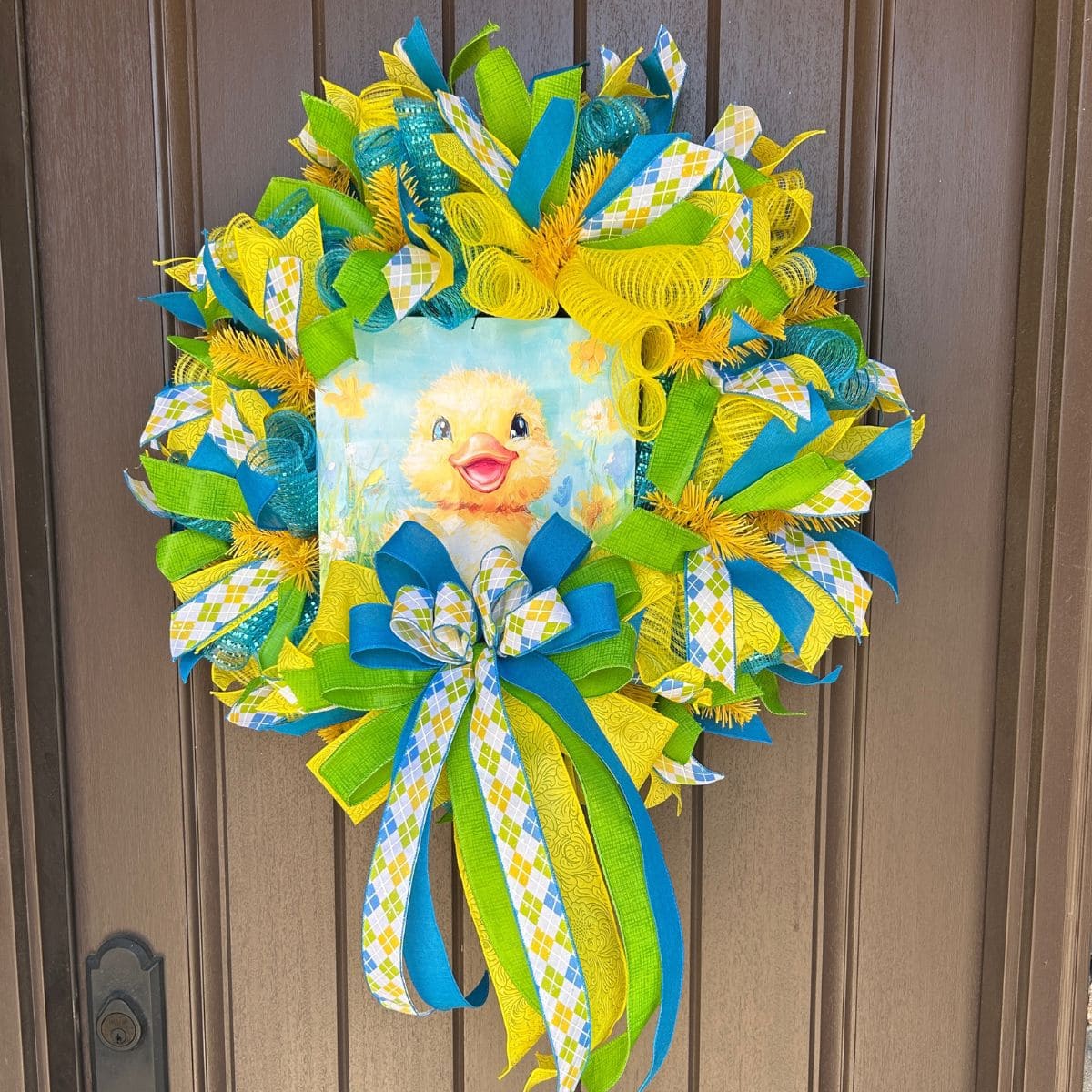joyful chick (duck) deco mesh wreath tutorial