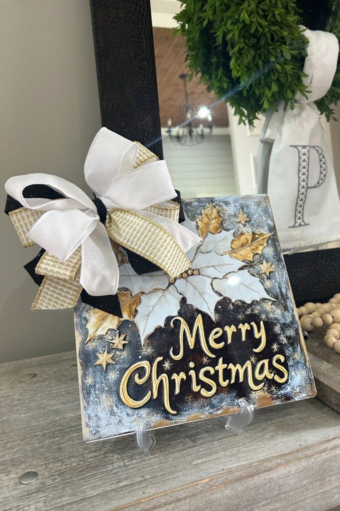 Merry Christmas Sign with Small bow