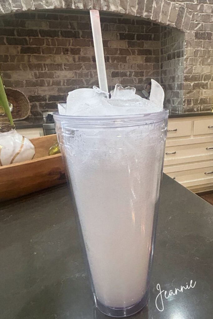refreshing sparking water drink with flavor of coconut, pineapple and lime, so easy to make